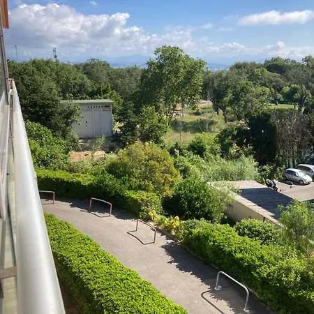 Vue Acces Garage 公寓 *